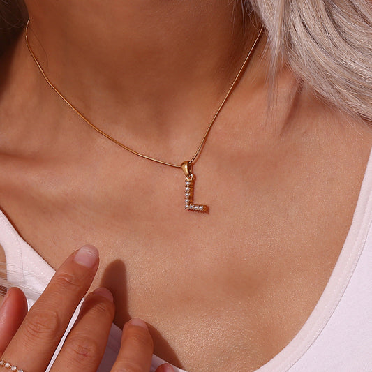 Collier Perle avec Lettre Initiale Colette